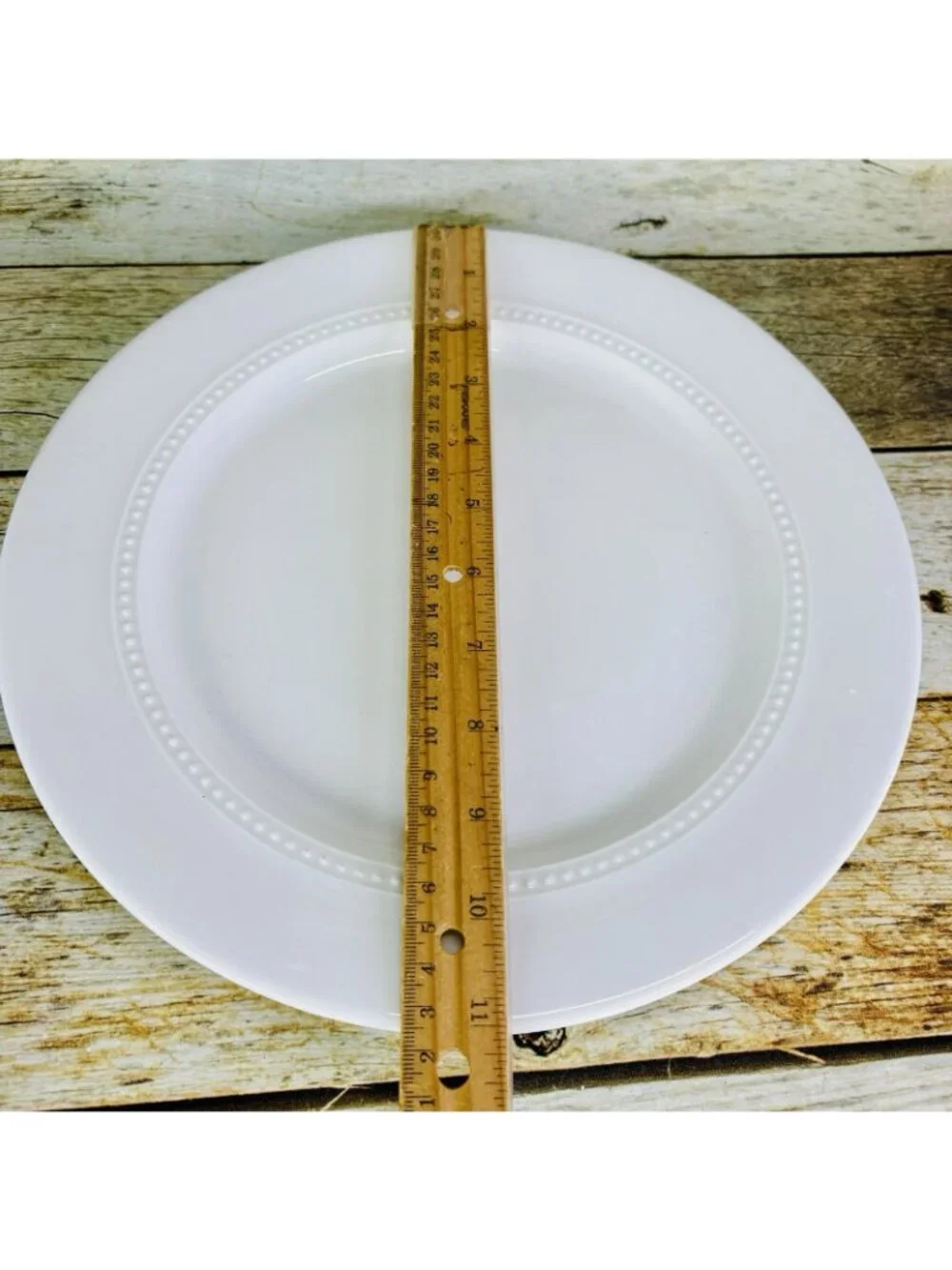 Threshold Target BEADED WHITE Embossed Beaded Band Procelain Dinner Plates Set 2